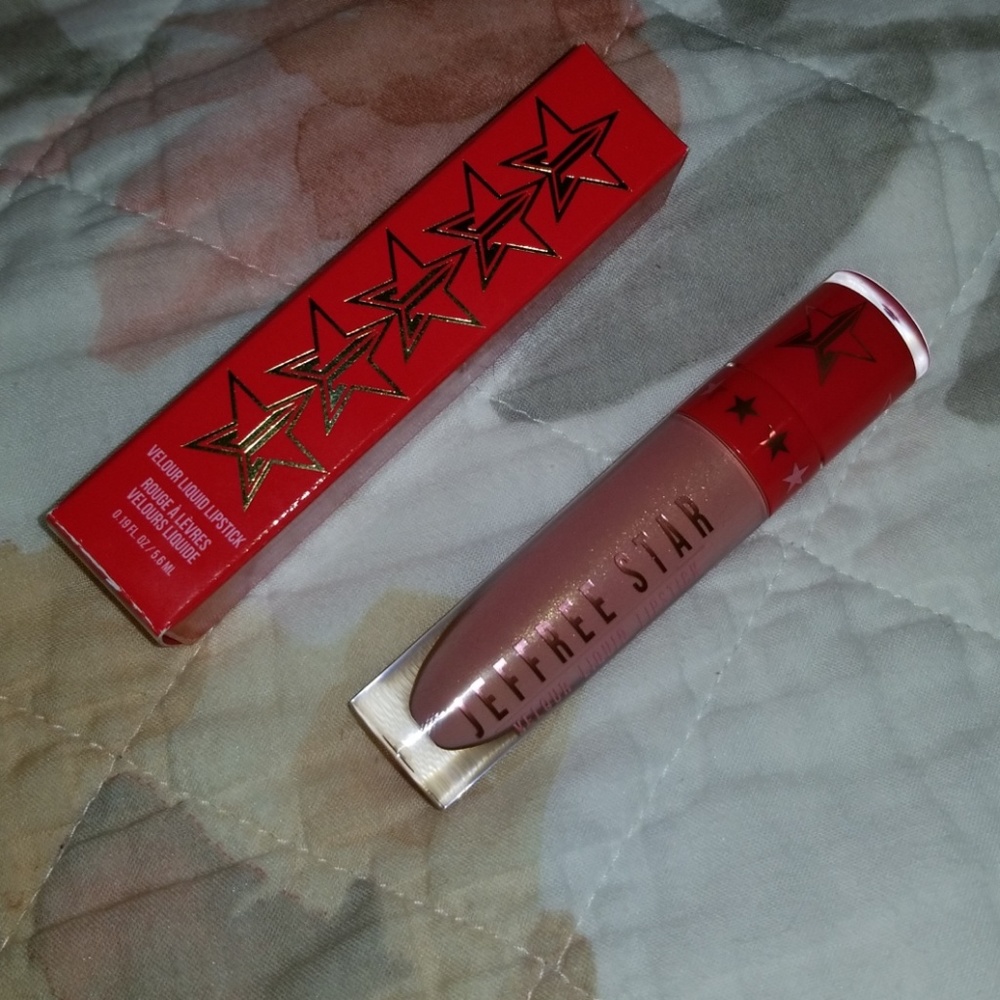 Jeffree star chrysanthemum liquid lip